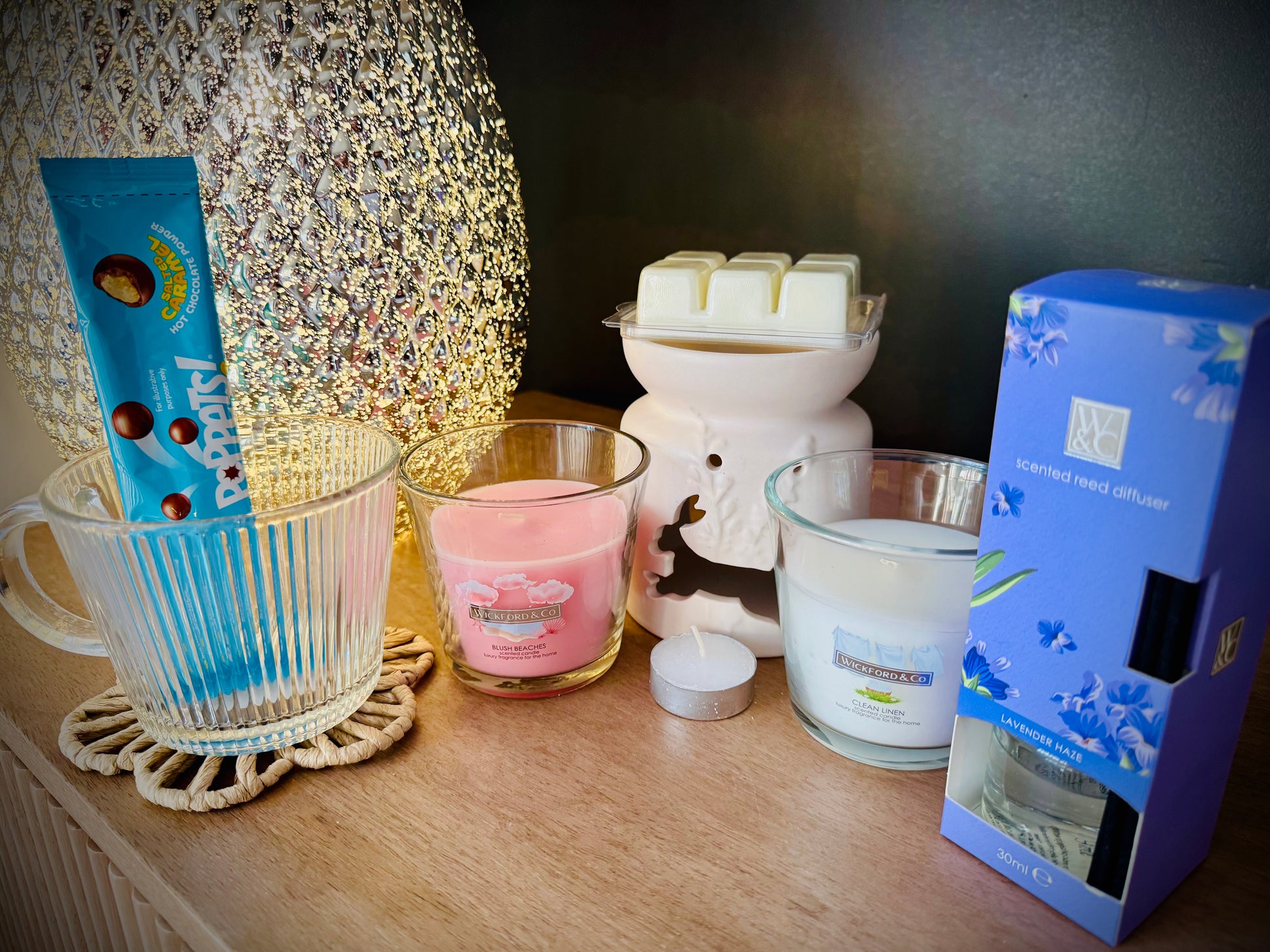 wax melts, candles and luxury home products in a gift box with a handwritten card £20
